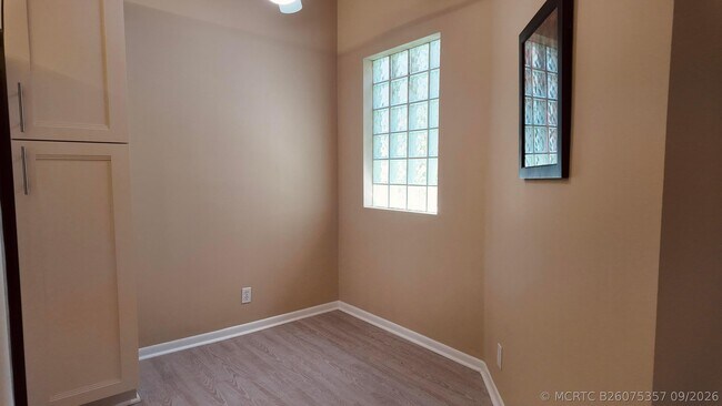 Building Photo - 5418 Firenze Dr