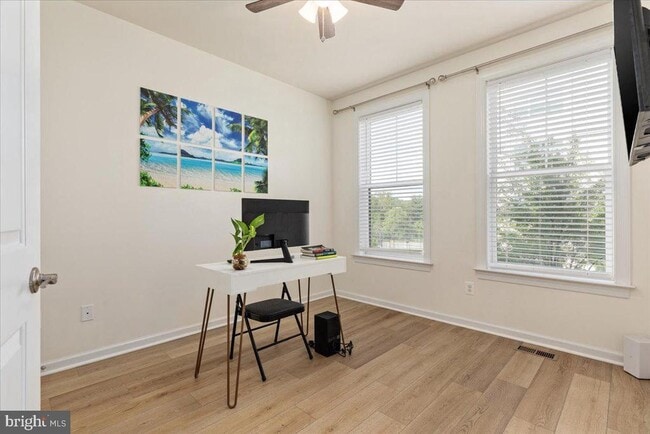 Building Photo - 20760 Wood Quay Dr