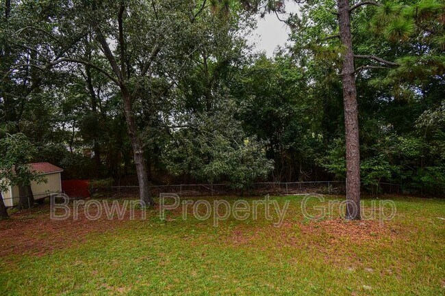 Building Photo - 870 Bedrock Dr
