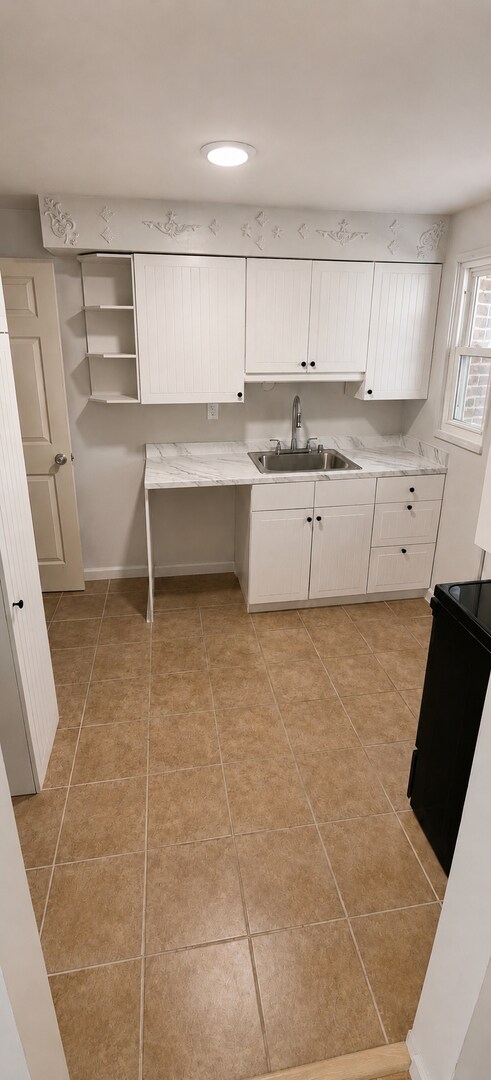 Building Photo - For Rent: Updated 2 Bedroom Townhouse in Carrick $1,400/Month