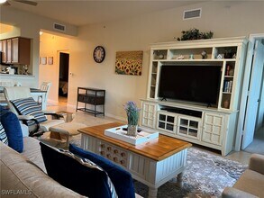 Building Photo - 10337 Heritage Bay Blvd