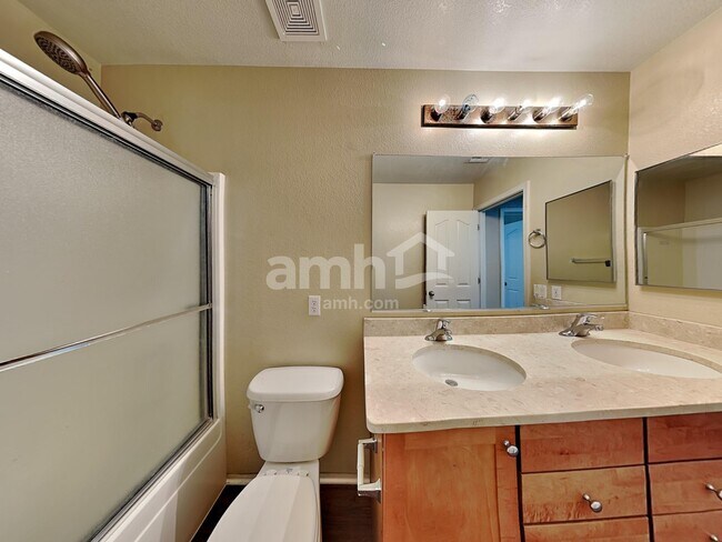 Building Photo - 25822 W Nancy Ln