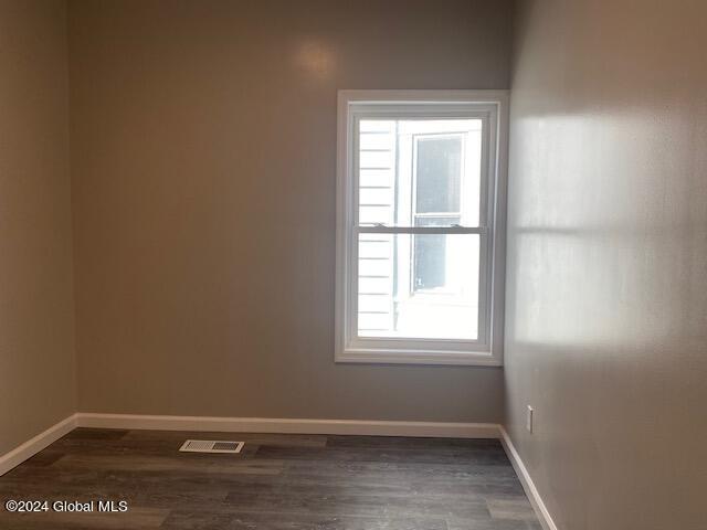 Building Photo - 239 6th Ave
