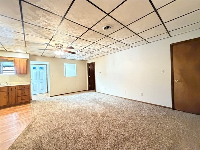 Building Photo - 24 W Pike St