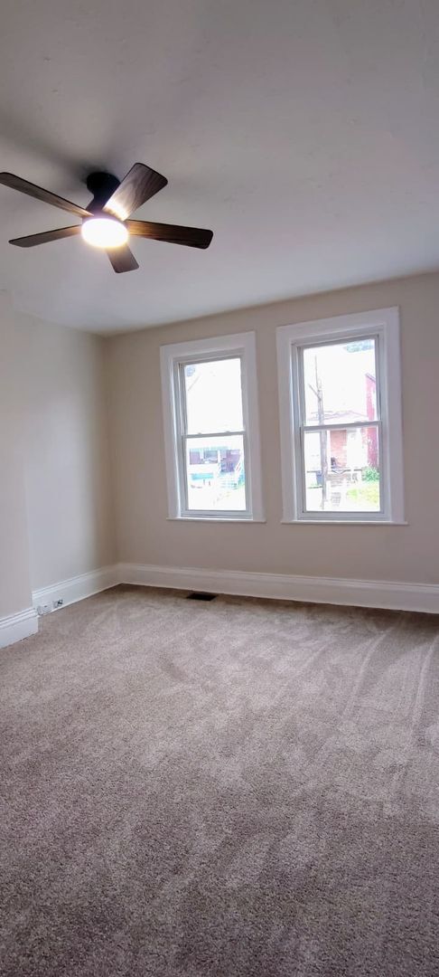 Building Photo - Charming 3BR Home in Pittsburgh