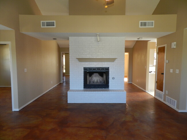 Building Photo - 1674 Nancy Lopez Ln