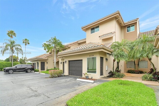 Building Photo - 16339 Malibu Dr