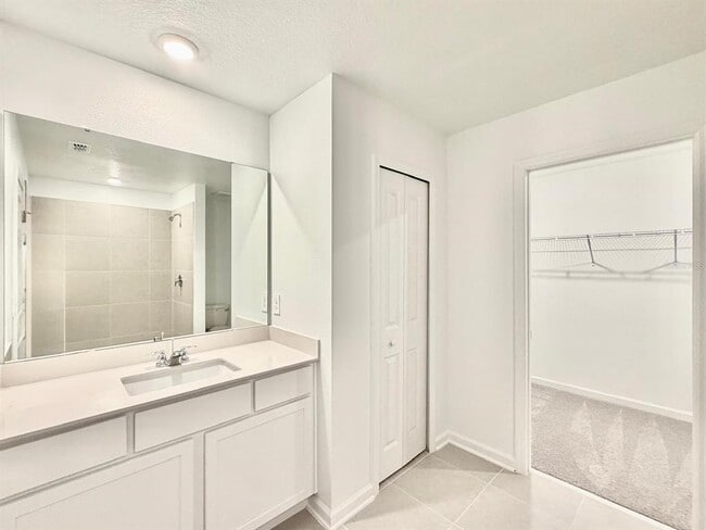 Building Photo - 3658 Hardman Dr