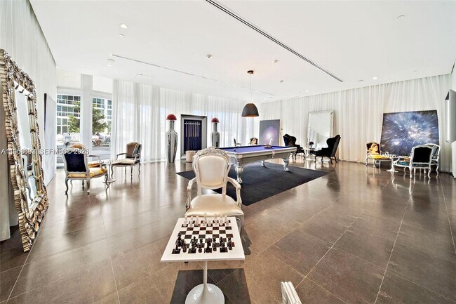 Building Photo - 465 Brickell Ave