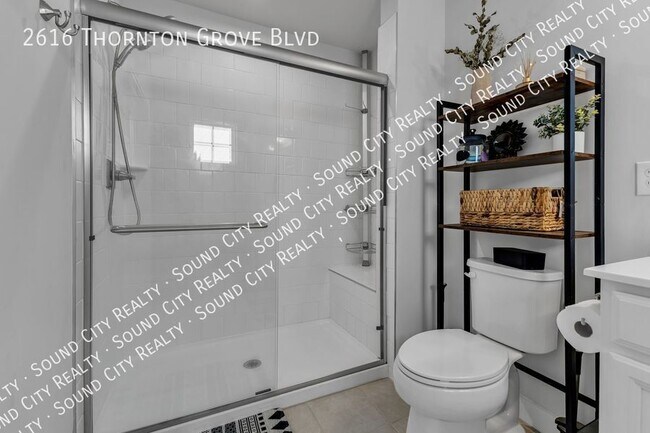 Building Photo - 2616 Thornton Grove Blvd