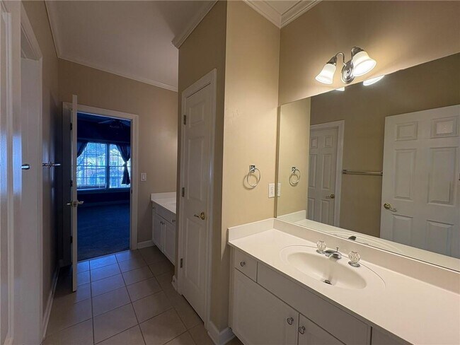 Building Photo - 5930 Abbotts Run Tr