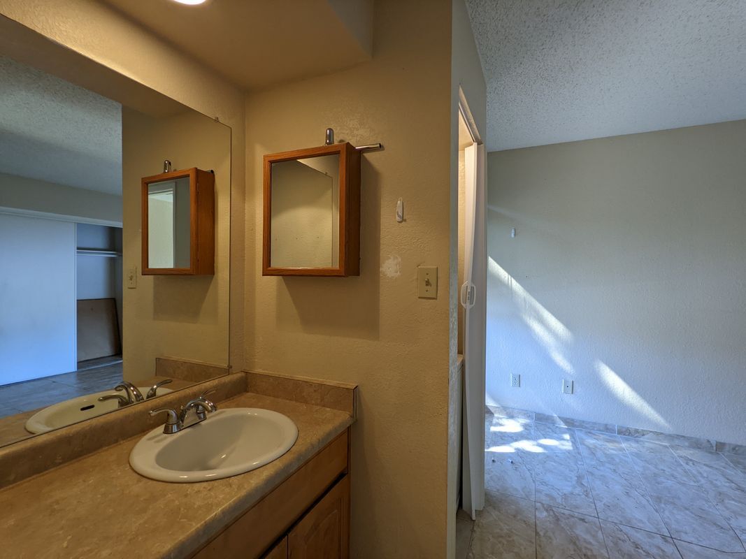 Building Photo - 3535 W Tierra Buena Ln