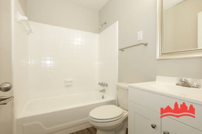 Building Photo - 4721 Bradford Dr