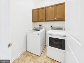 Building Photo - 3527 Piney Woods Pl