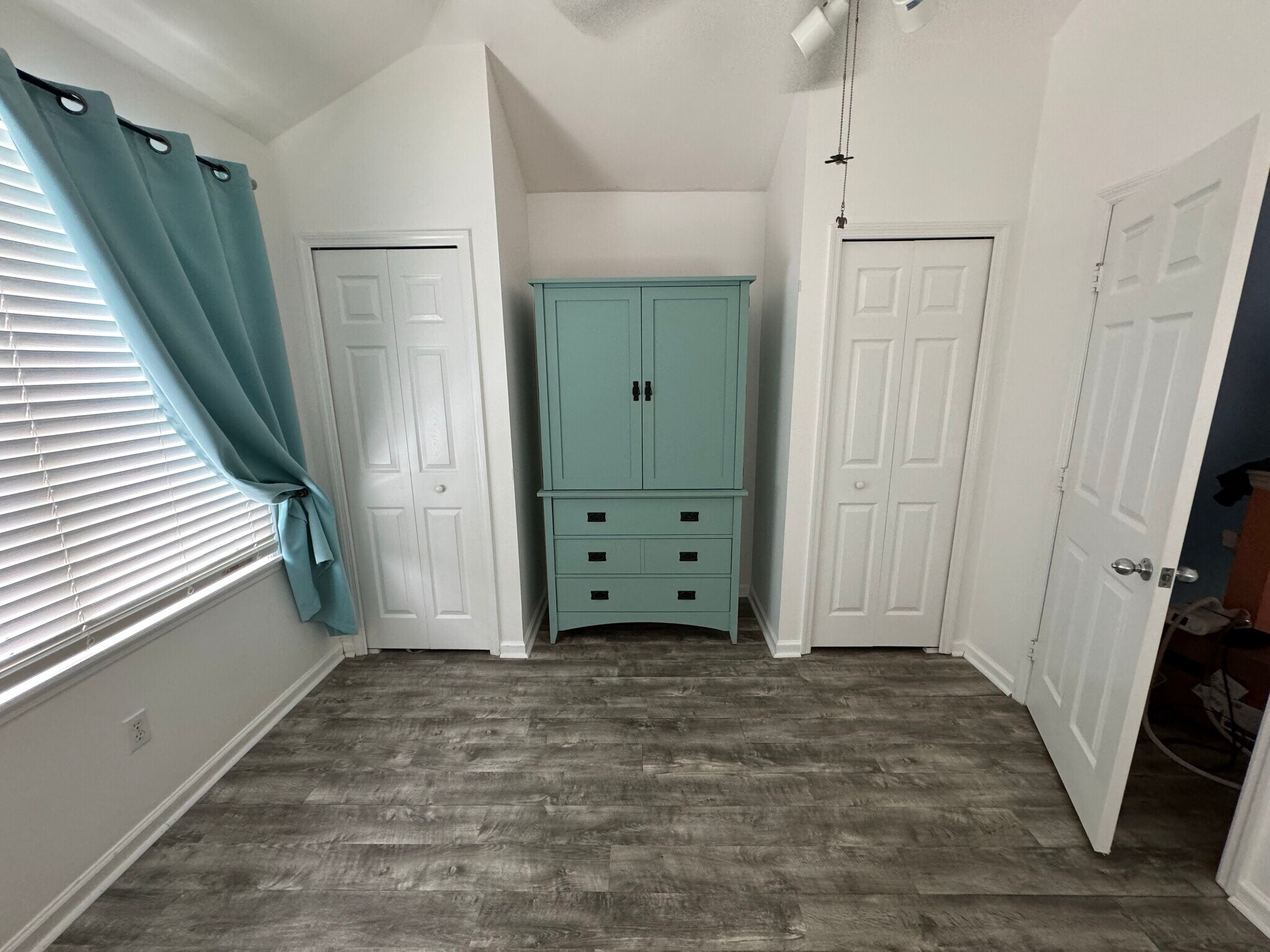 Building Photo - 75 Golf Club Dr