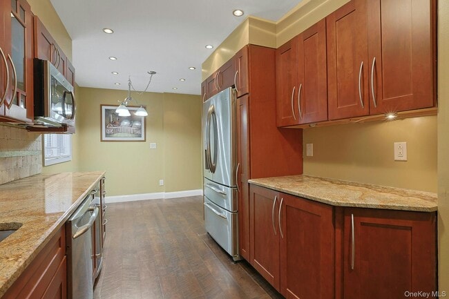Building Photo - 9 Teramar Way