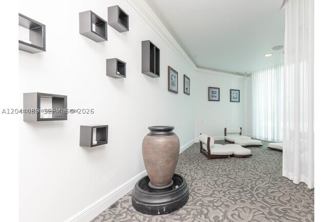 Building Photo - 350 S Miami Ave