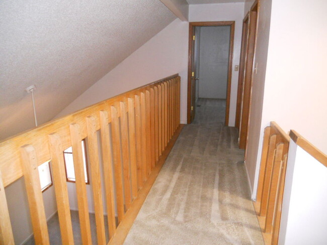 Building Photo - 2308 Lowell Dr