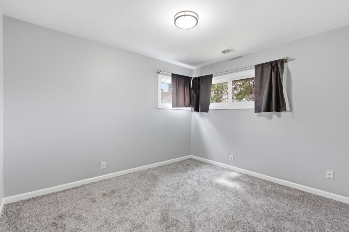 Building Photo - 125 Sheffield Dr