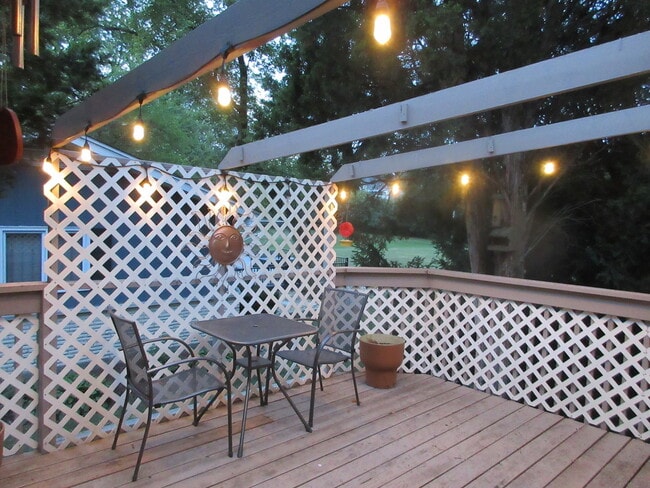 Building Photo - 8538 Washington St