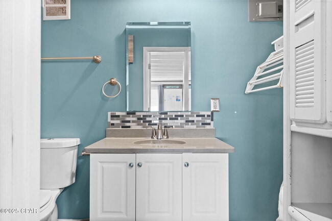 Building Photo - 14401 Front Beach Rd