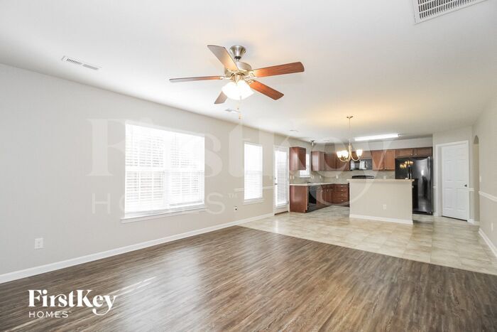 Building Photo - 5479 Misty Hill Cir