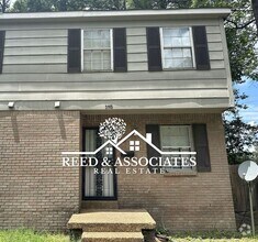 Building Photo - 2 Bedroom in Colonial - Yorkshire