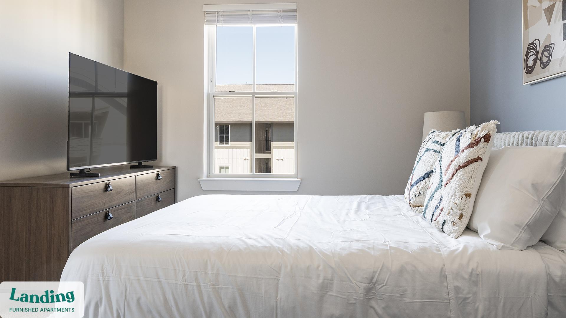 Building Photo - 1000 Forestview Dr