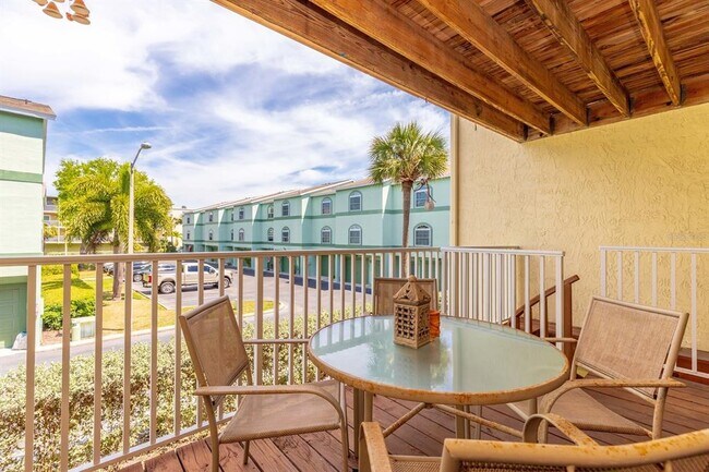 Building Photo - 745 Pinellas Bayway S