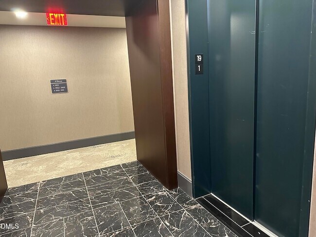 Building Photo - 115 Morris St