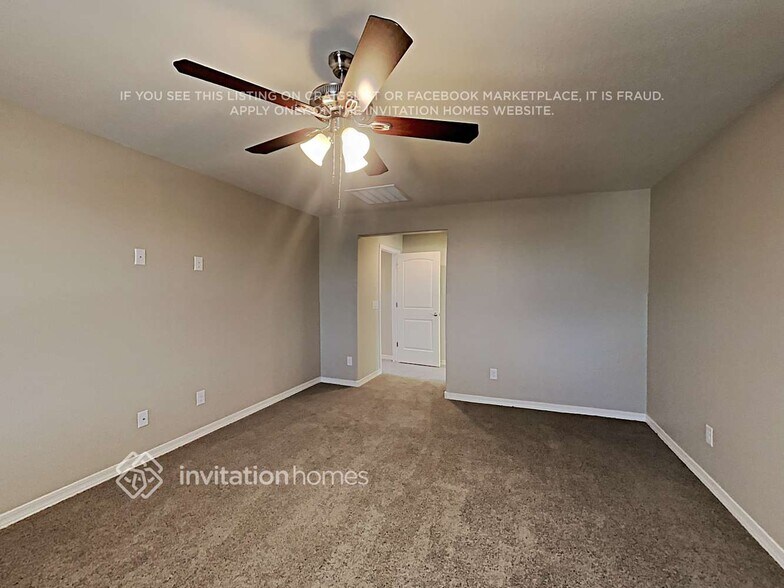 Building Photo - 2109 N 209th Ln