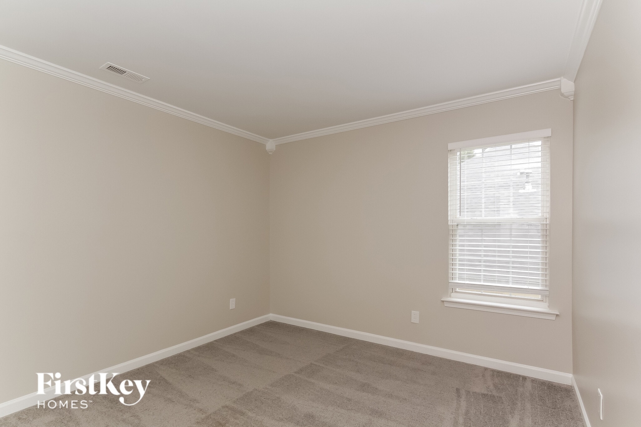 Building Photo - 6111 Forest Pond Dr