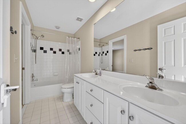 Building Photo - 11316 Ridge Mist Terrace