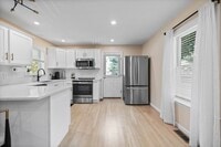 Building Photo - 124 Washington St