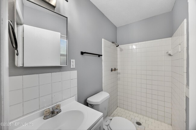 Building Photo - 7815 Jaguar Dr