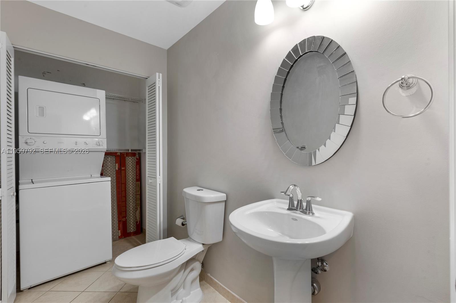 Building Photo - 8395 SW 73rd Ave