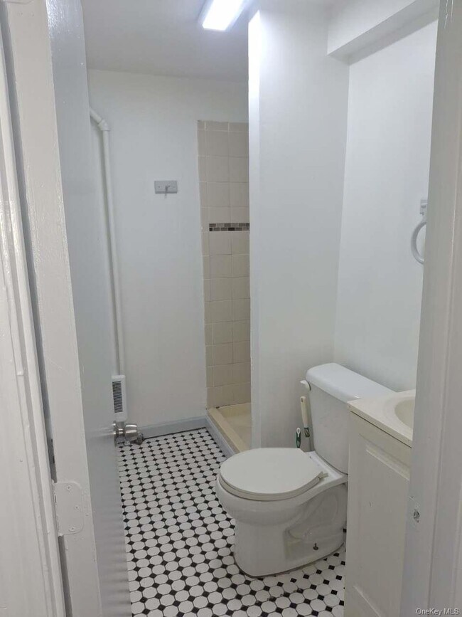 Building Photo - 17 Canal St