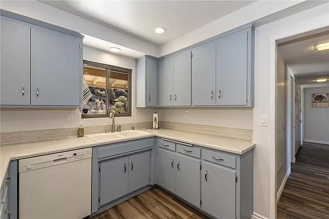 Building Photo - 15103 Wilson Ct