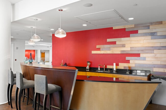 Building Photo - 1 Roebling Wy