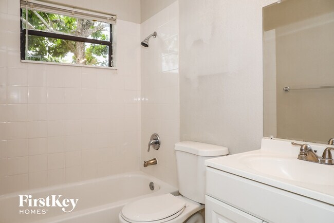 Building Photo - 3453 NW 191st St