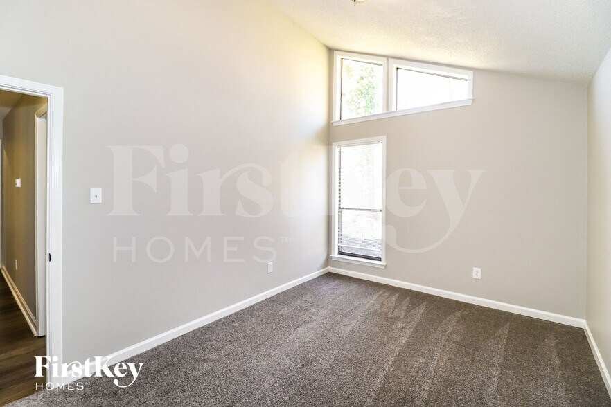 Building Photo - 8625 Edney Ridge Dr