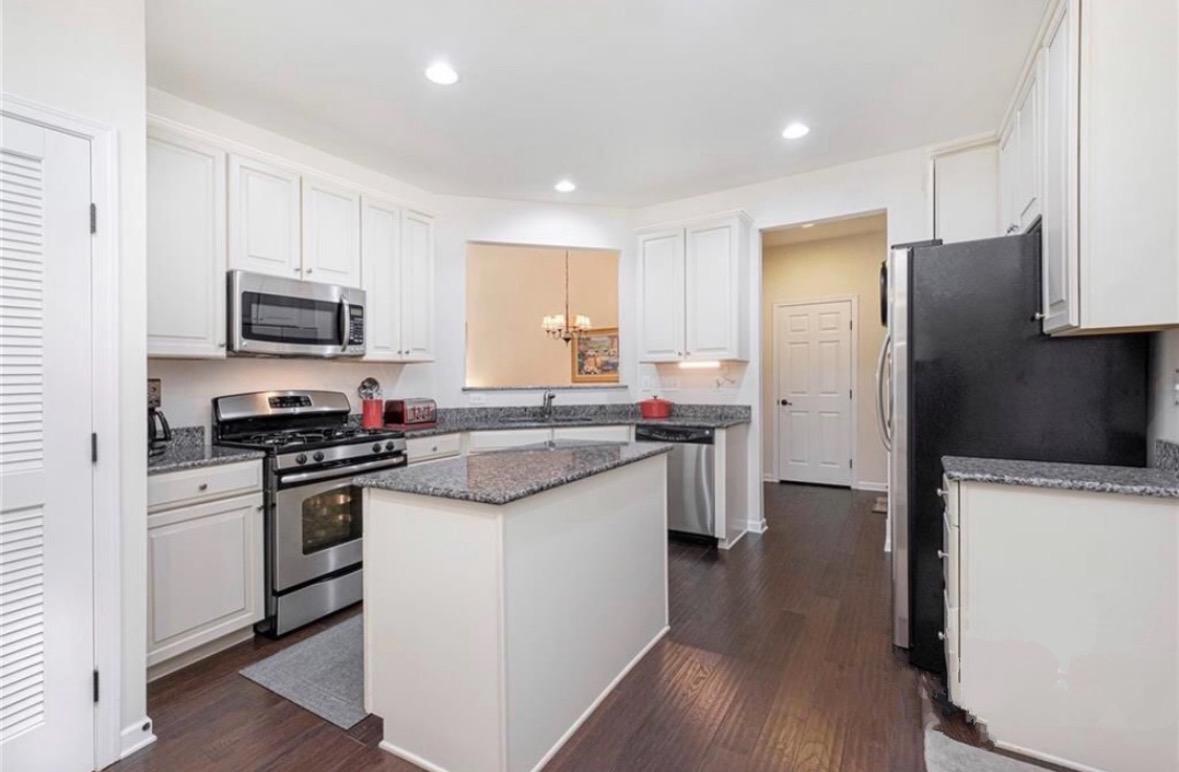 Building Photo - 509 Sailview Dr