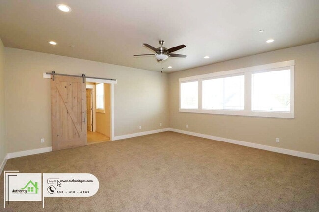 Building Photo - 6677 Bandito Dr