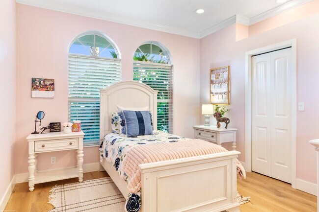 Building Photo - 15611 Milan Ct