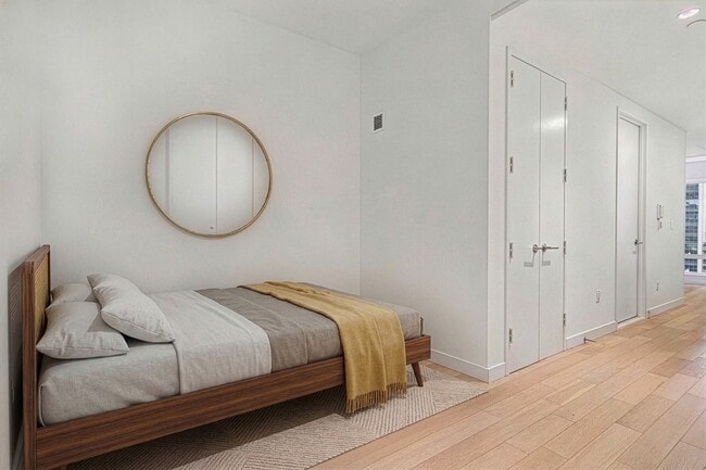 Building Photo - 75 Wall St