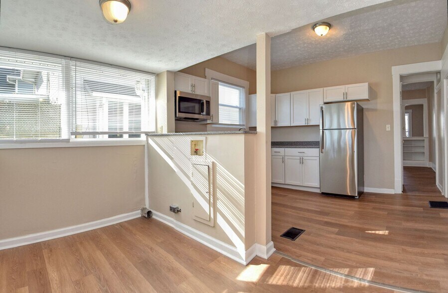 Building Photo - Bates-Hendricks/Newly Remodeled 3 Bedroom Half Double