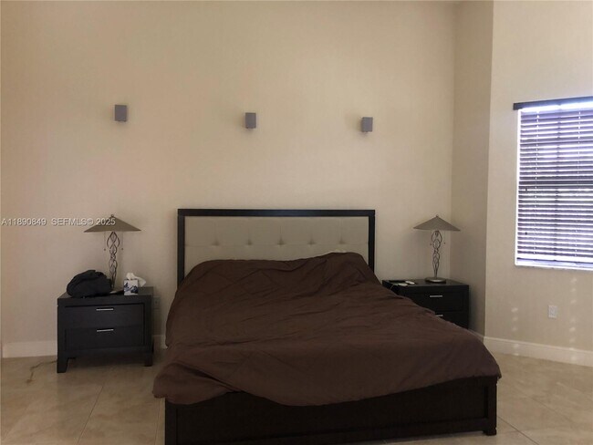 Building Photo - 18721 SW 291st Terrace