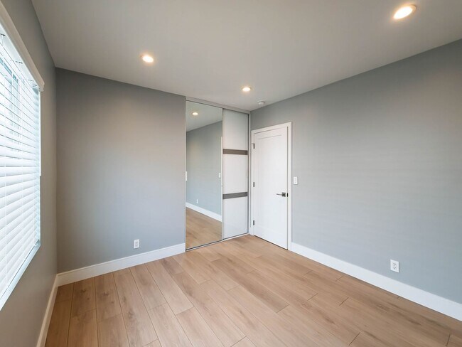 Building Photo - 6454 Gentry Ave