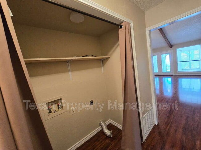 Building Photo - 4013 Mabery Ct