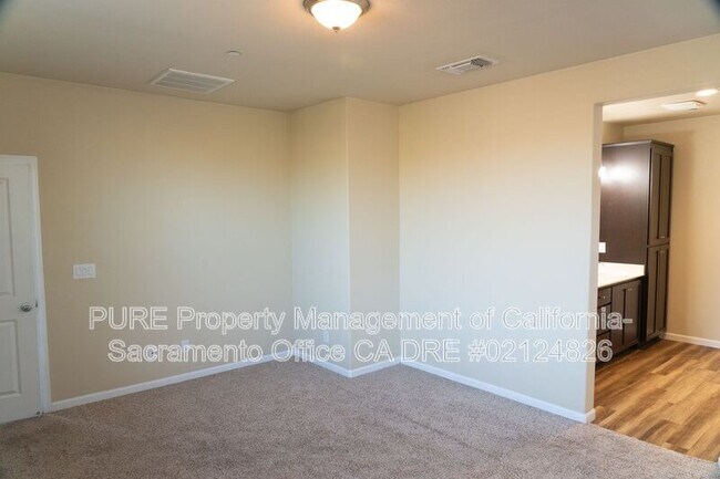 Building Photo - 5572 Amnest Way